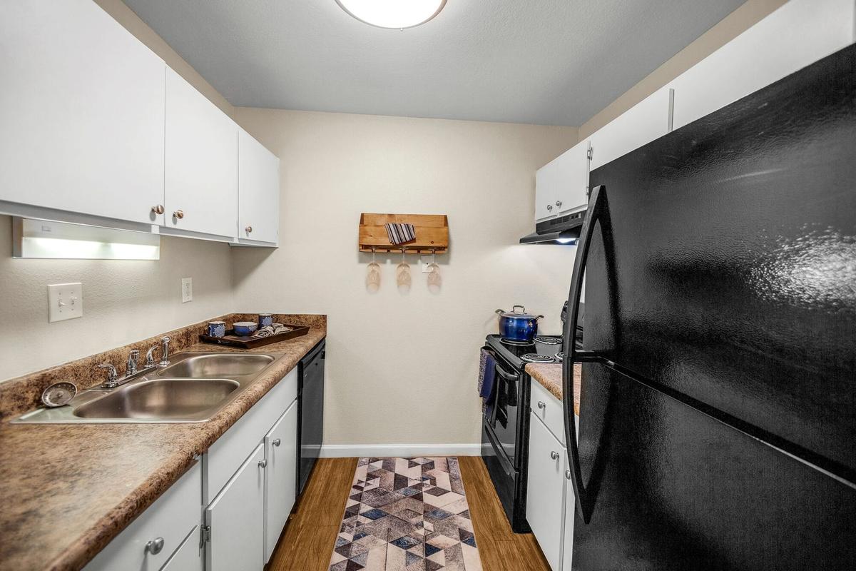 Kitchen at Summer Trace Apartments
